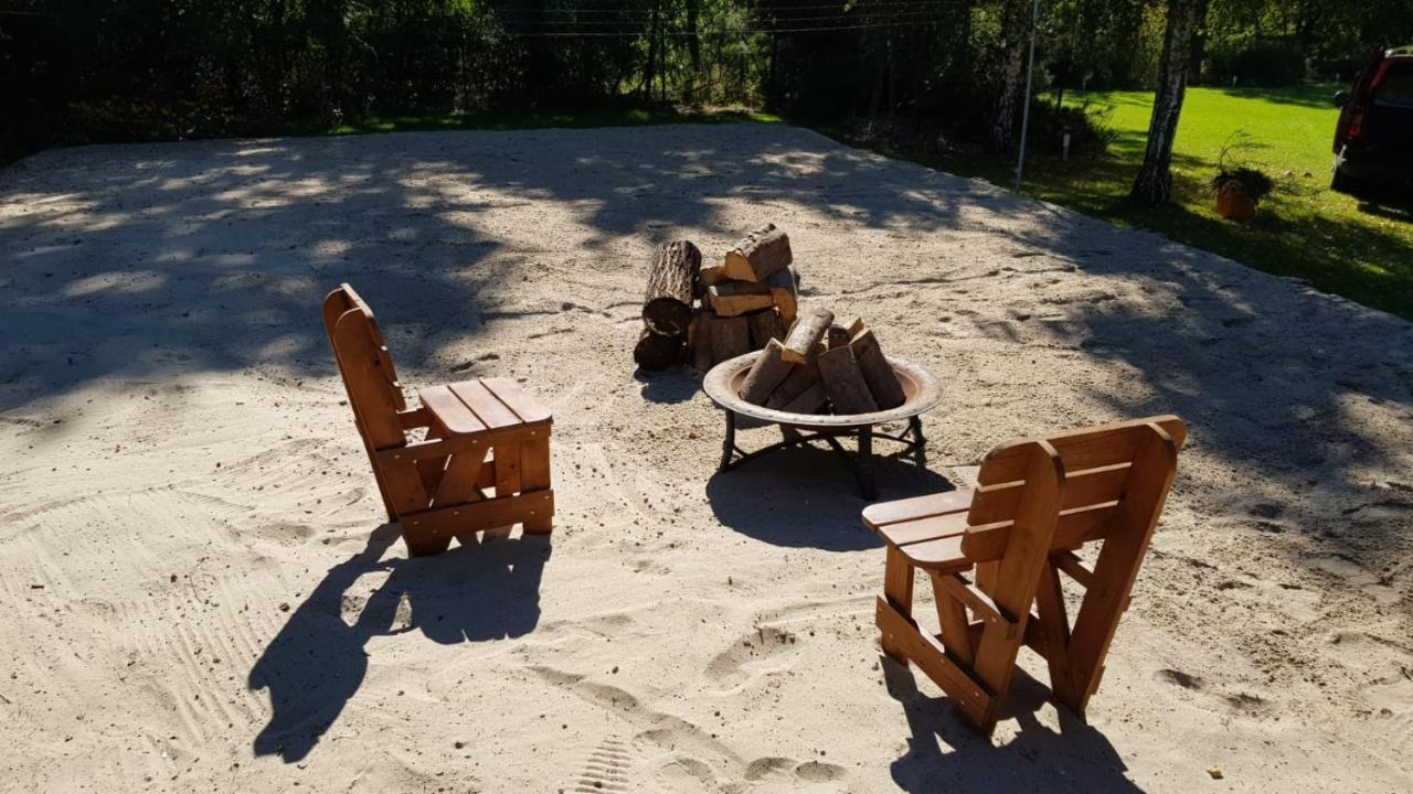 Villa Eden Ślesin Buitenkant foto